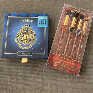 Profusion Cosmetics Harry Potter Eyeshadow Palette and eye and face brush set